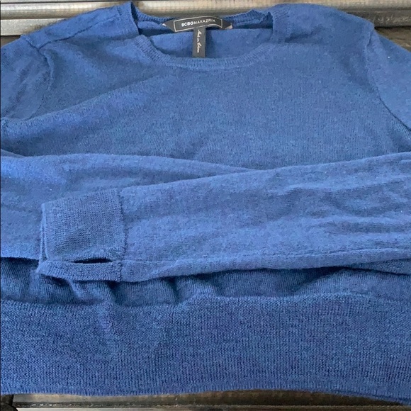 Bcbgmaxazria cropped sweater size XS - Picture 2 of 3